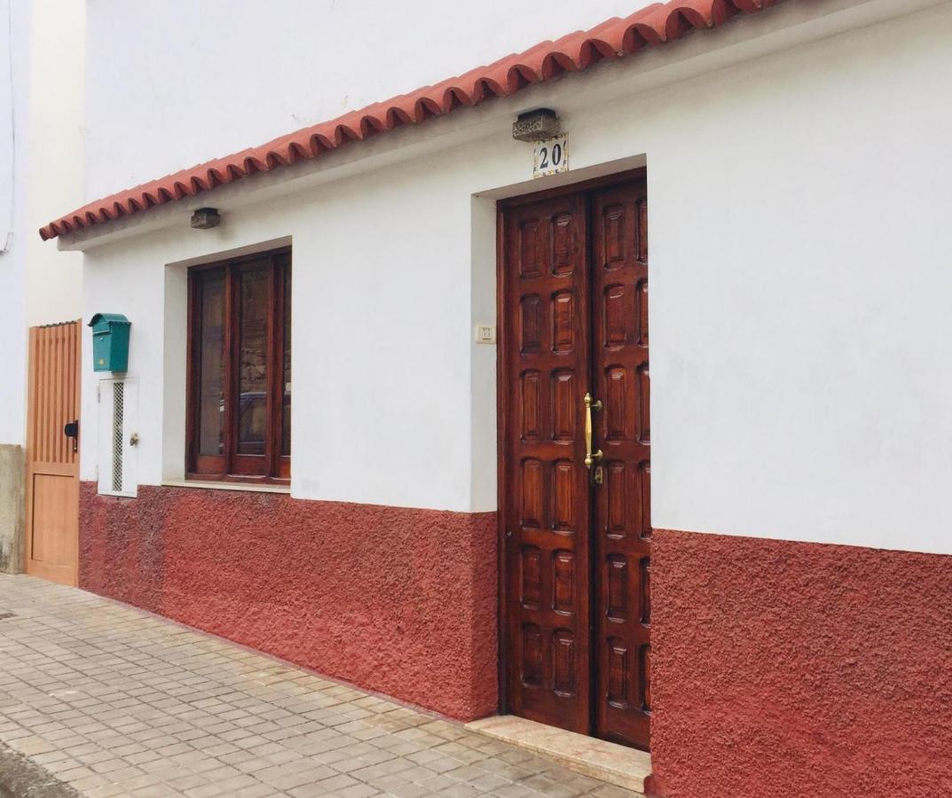 Casa Rosalia. Apartamento Con Vistas A La Montana Teror Dış mekan fotoğraf