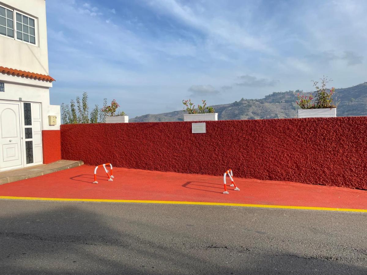 Casa Rosalia. Apartamento Con Vistas A La Montana Teror Dış mekan fotoğraf