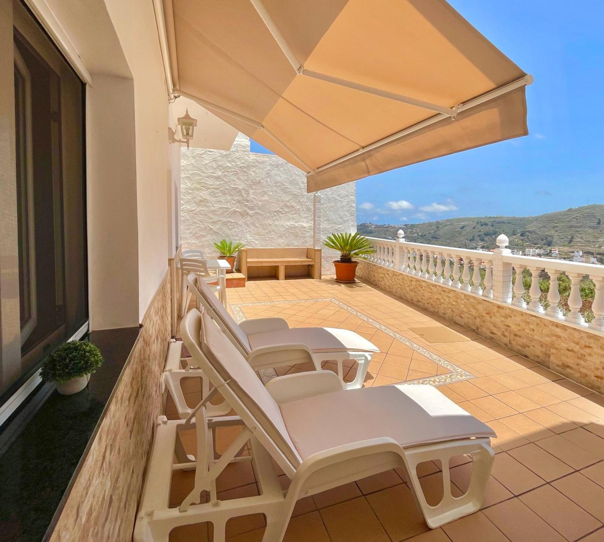 Casa Rosalia. Apartamento Con Vistas A La Montana Teror Dış mekan fotoğraf